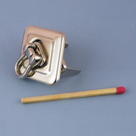 Metal purse flip lock 